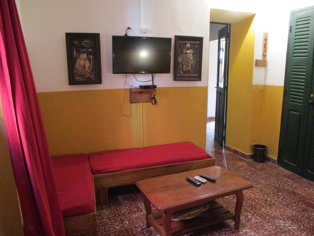 מלון Gorée Chez Eric מראה חיצוני תמונה